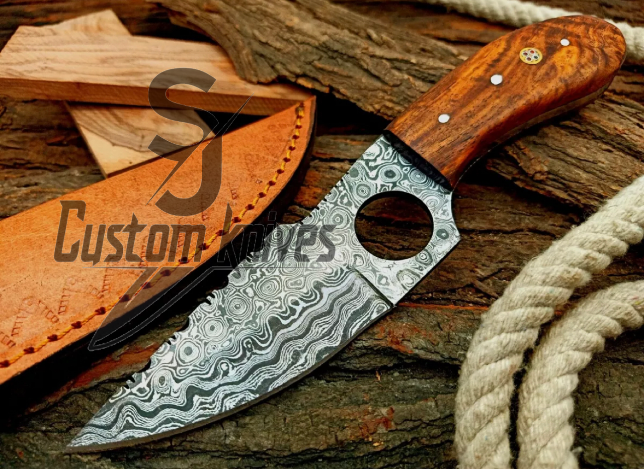 Mahogany Damascus skinning knife w/ index finger hole