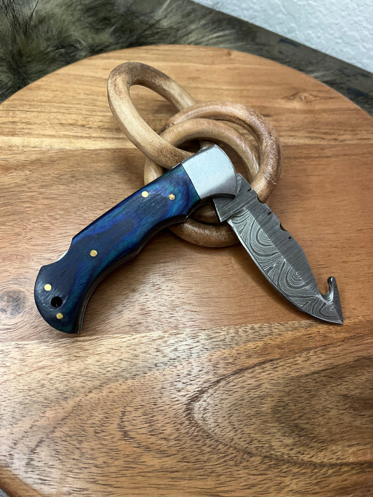 Unique folding pocket knife W/ gut hook- Blue